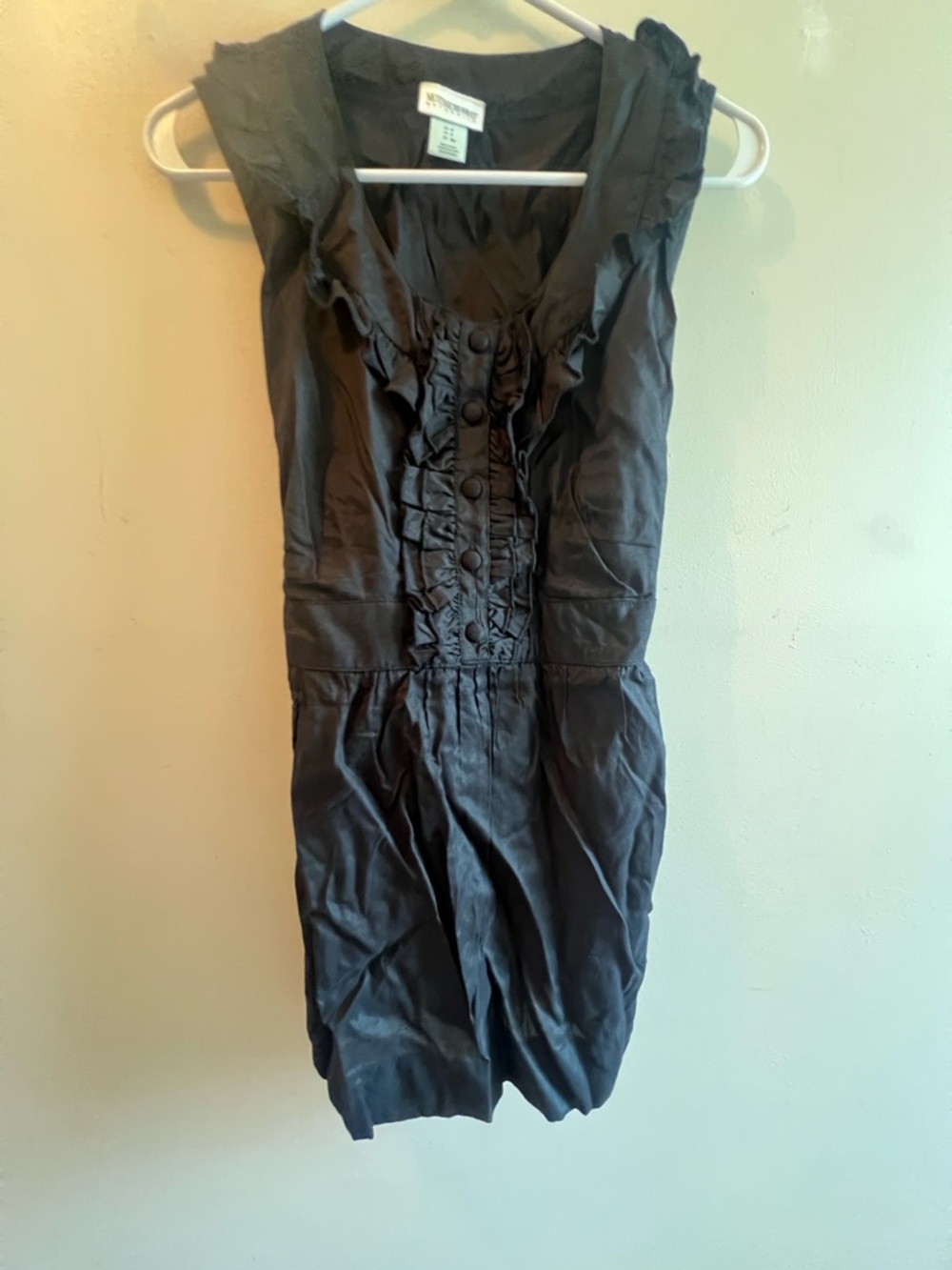 Motherhood Maternity Monteau blue Ambra sleeveless  Ruffle-Front blouse